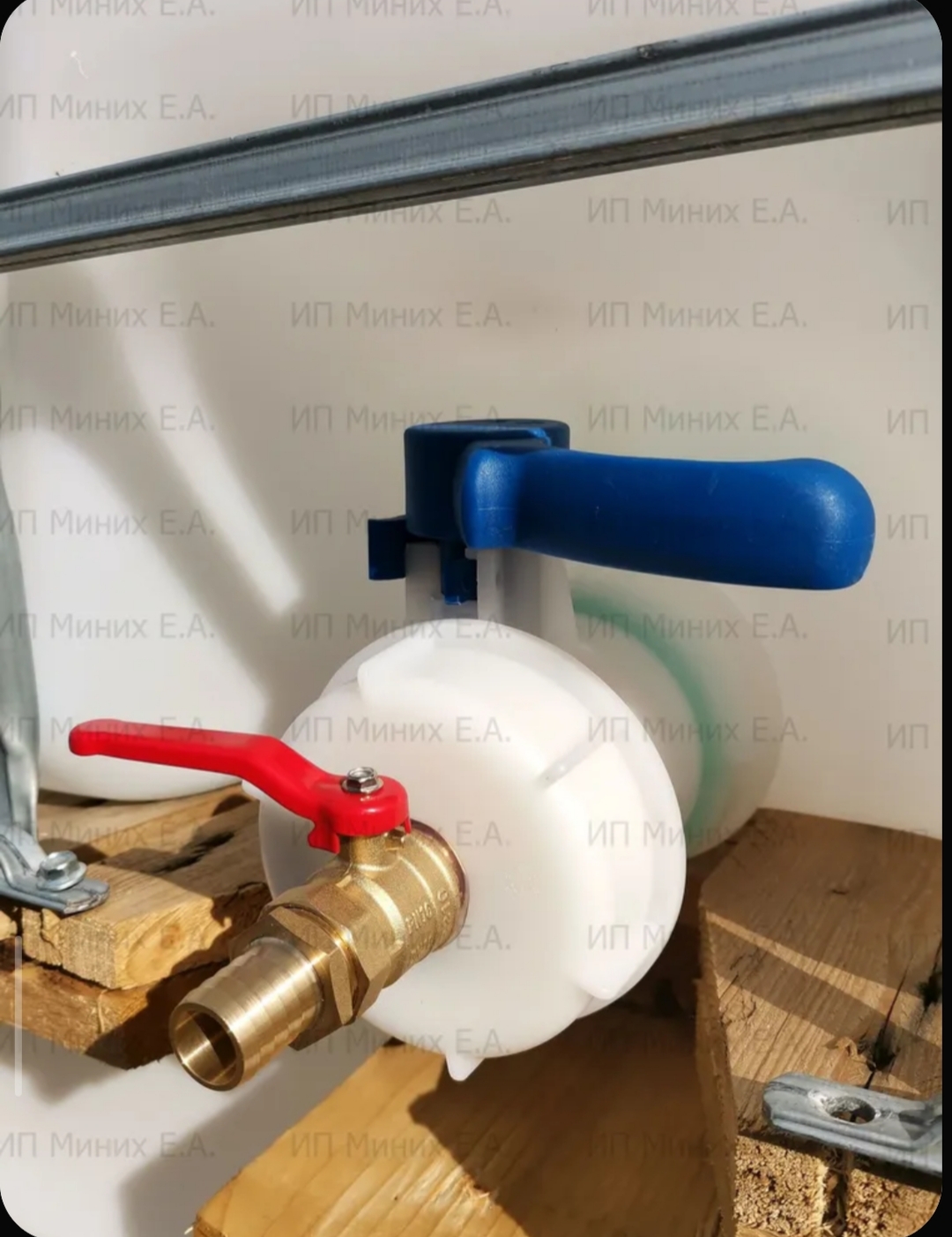 Evrokub cənlər üçün Vintli qapaq